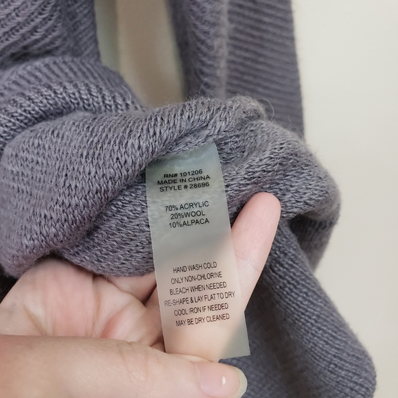 Soft Surroundings Olivia II Oversize Sweater Sz. M - Picture 5 of 8